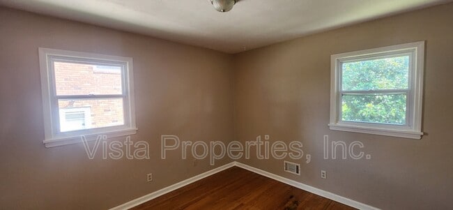 Building Photo - 3412 Winnland Dr
