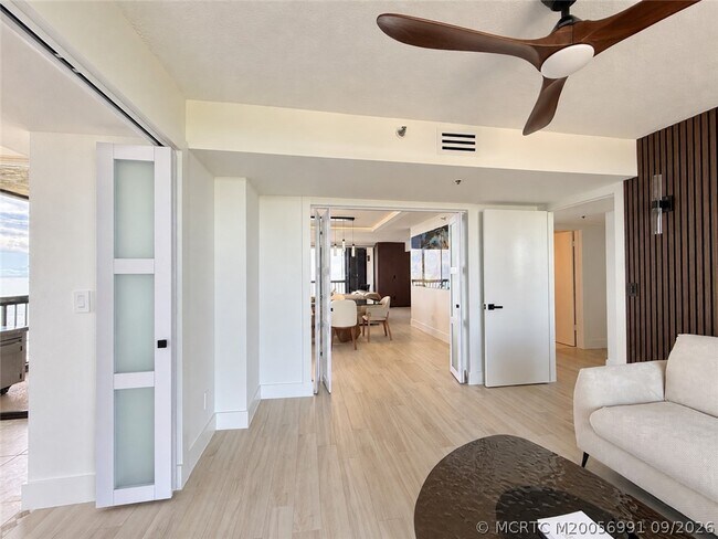 Building Photo - 3100 N Hwy A1A