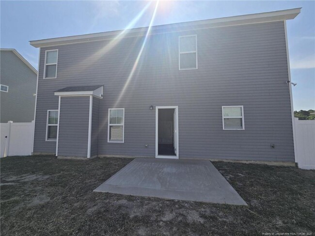Building Photo - 604 Amusement Dr