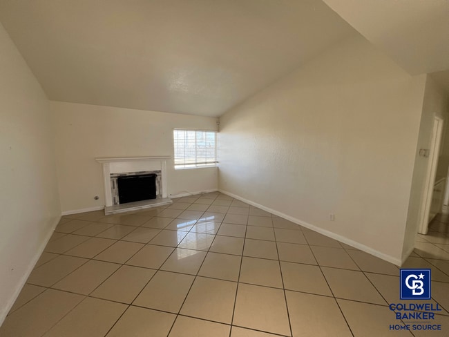 Building Photo - Move-In Ready Beauty with Granite Kitchen, Stainless Steel Appliances & Expansive Backyard