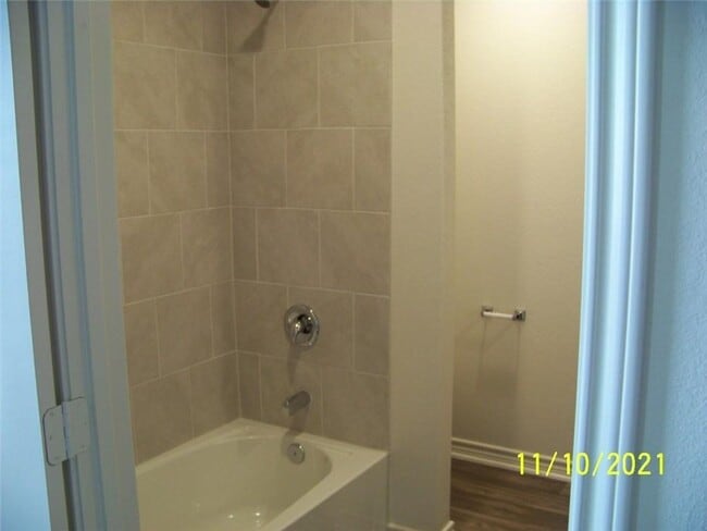 Building Photo - Excellent single story 4 bedroom in Jarrell