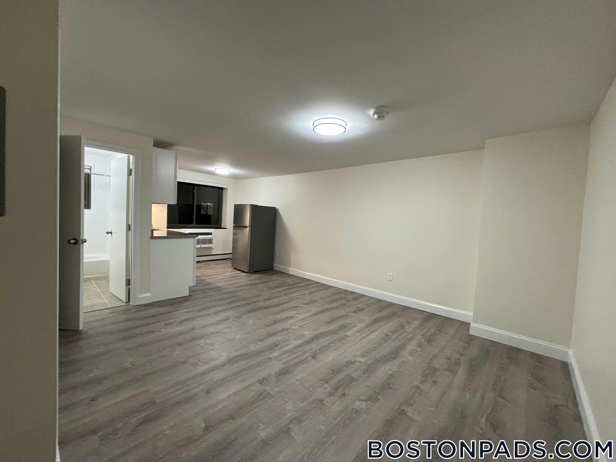 Building Photo - 15 Chester St