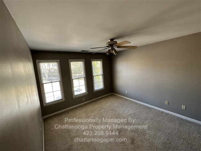 Building Photo - 7420 Hamilton Run Dr