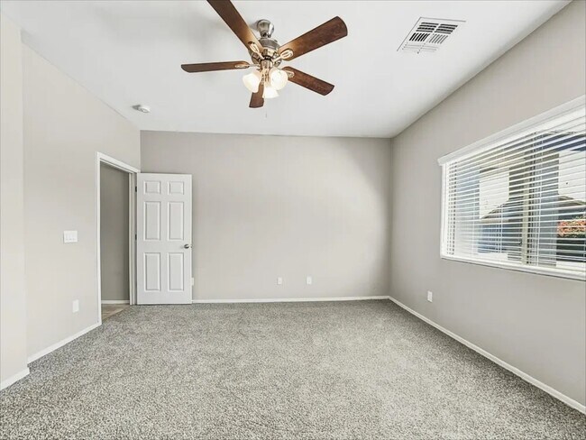 Building Photo - 1609 S 79th Ln