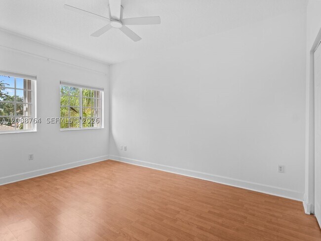 Building Photo - 11149 NW 72nd Terrace