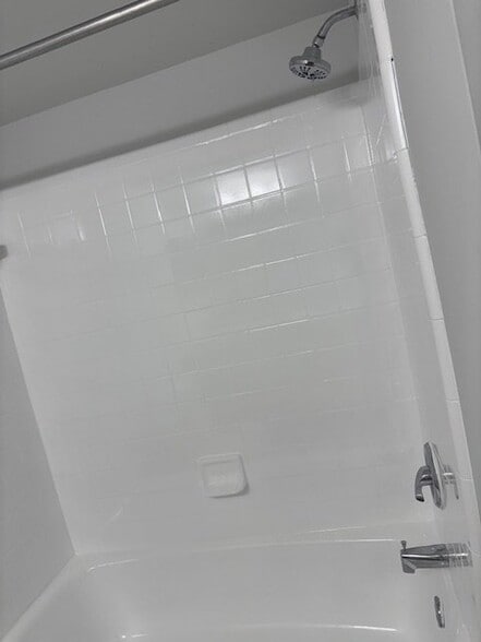 Building Photo - 812 Brook Hill Rd