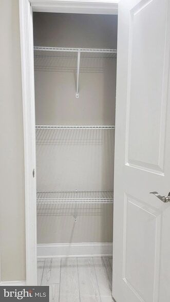 Building Photo - 12400 Shadow Ln