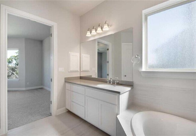 Building Photo - 1120 Positano Pass