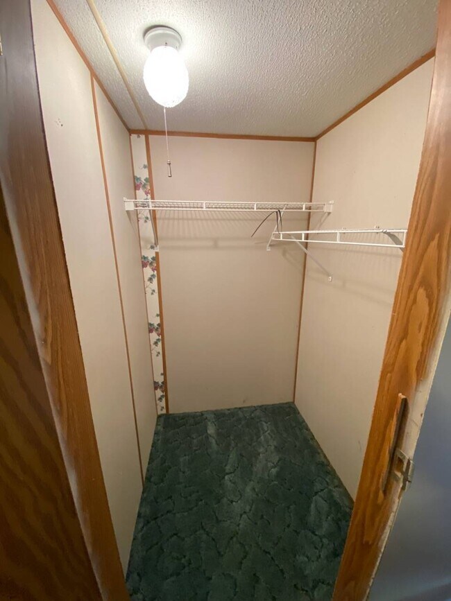 Building Photo - 3451 Blue Ridge Cir