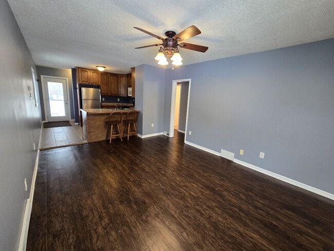 Building Photo - 3818 3rd Ave W