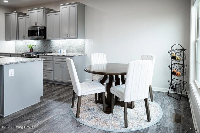 Building Photo - 110 Belden Trl