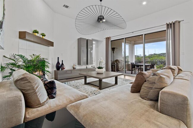 Building Photo - 4737 Modena Bay Bend