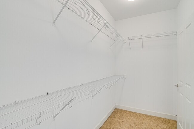 Building Photo - 3100 West End Cir