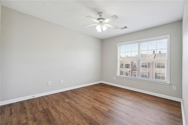 Building Photo - 920 Prestwyck Ct