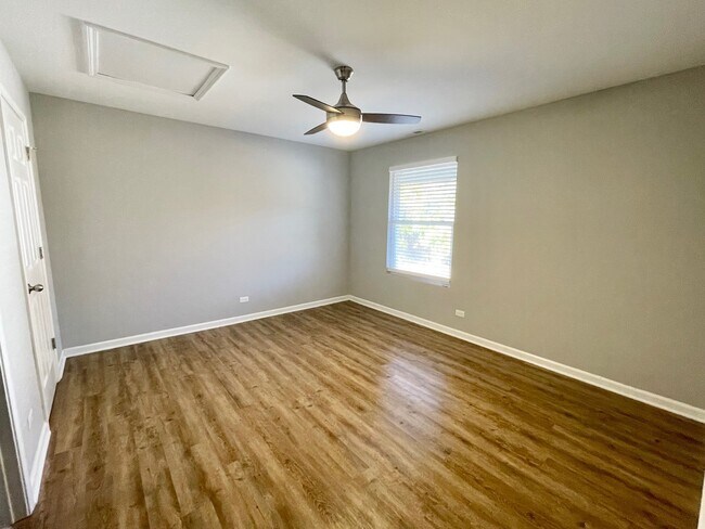 Building Photo - 201 Penny Ave