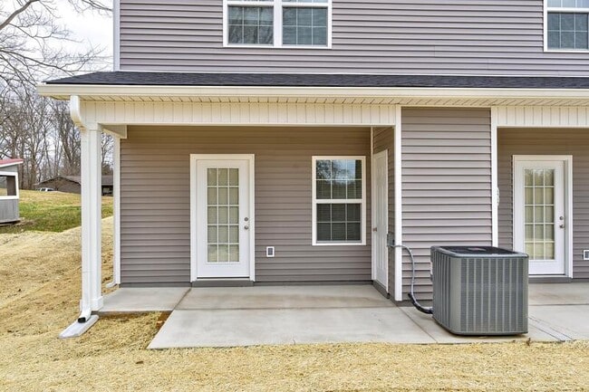 Building Photo - 8089 Bell Campground Rd