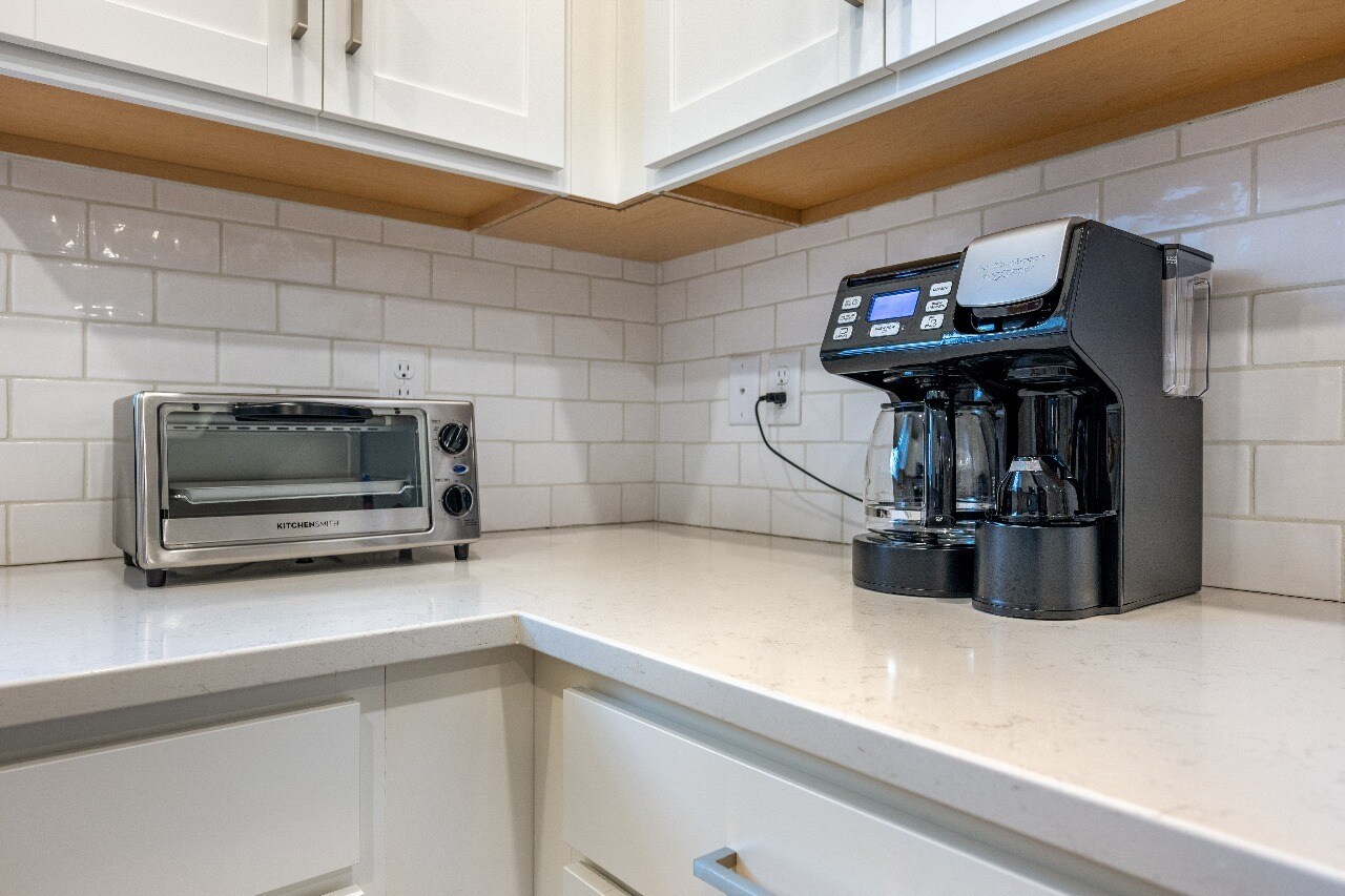 Kitchen - 3117 Formia Ct