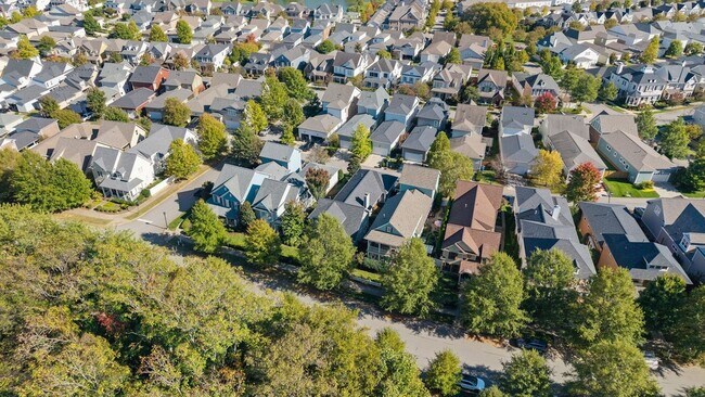 Building Photo - 1306 Jewell Ave