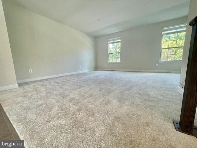 Building Photo - 9576 Fern Hollow Way