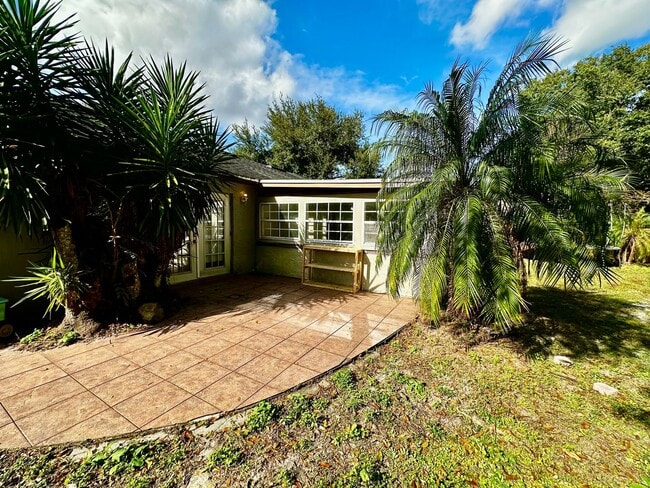 Building Photo - Charming 3-Bedroom Single-Family Home on Quiet Cul-de-Sac in East Orlando
