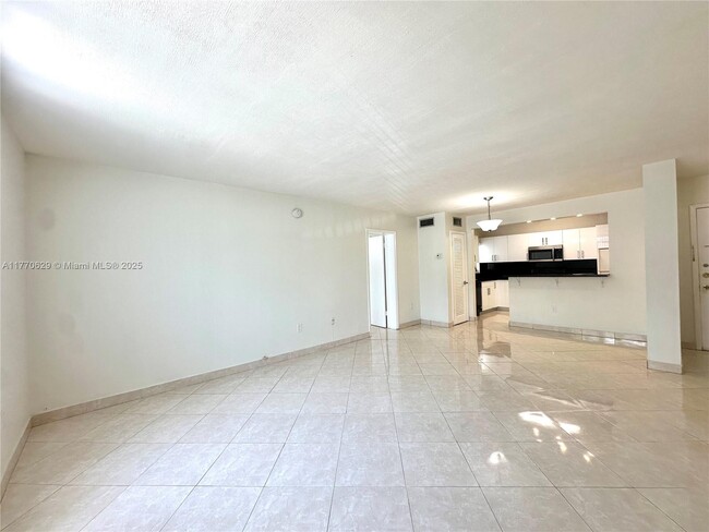 Building Photo - 1075 93rd St