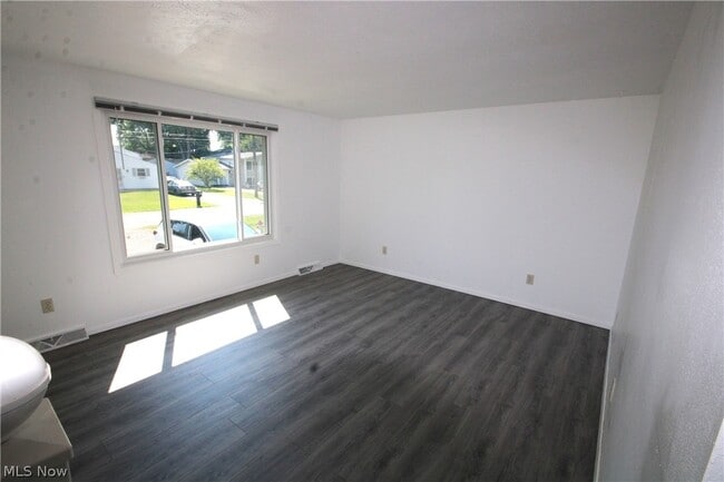 Building Photo - 1162 Jackson St