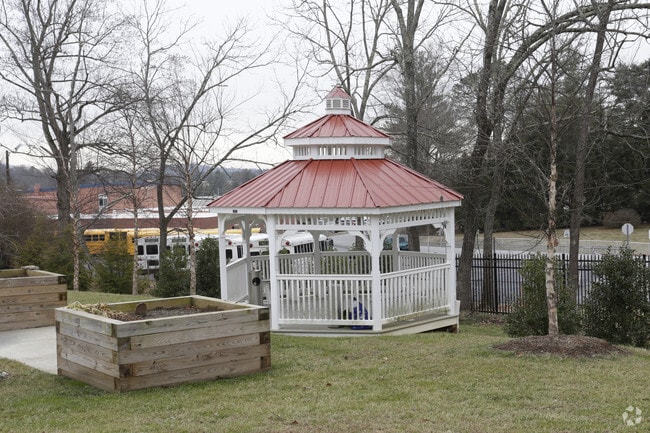 Building Photo - George Knight Homes at Skyland