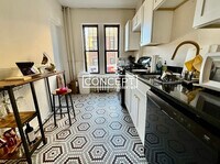 Building Photo - 452A Park Dr. Unit 1B