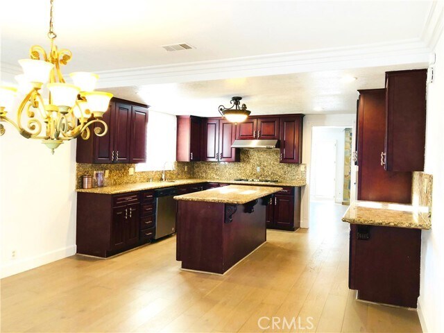 Building Photo - 205 Via Montego