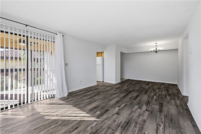 Building Photo - 6150 Whiskey Creek Dr