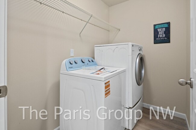 Building Photo - Gorgeous Updated 2012 Covington 4BR – New Paint, Floors, Cabinets, Quartz Counters +++