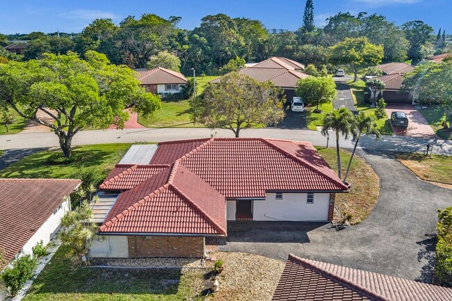 Building Photo - 313 NW 42nd St