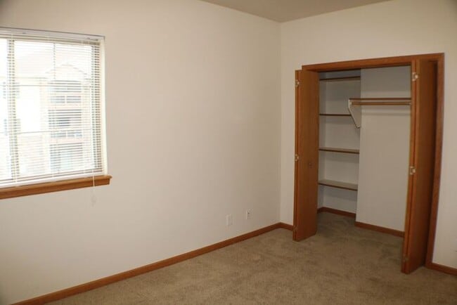 Building Photo - $1,325 | 2 Bedroom, 2 Bathroom Condo | Pet Friendly* | Available for a August 1st, 2026 Move In!*