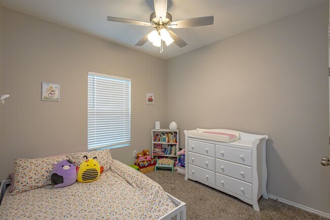 Building Photo - 5414 St Francis Dr