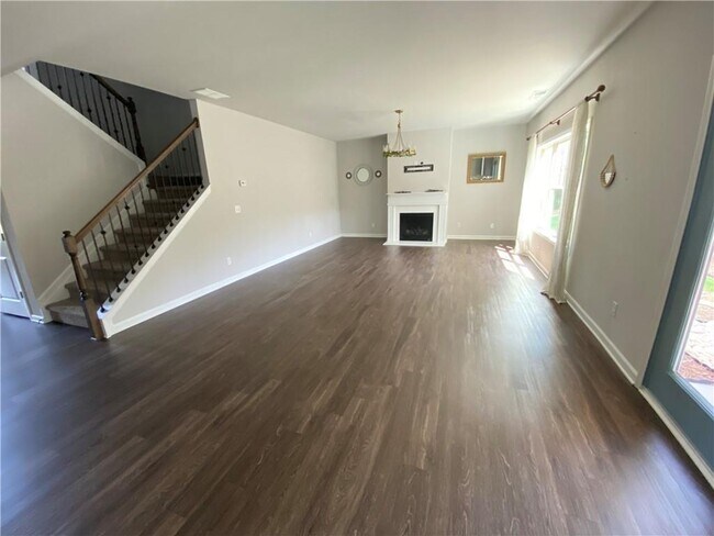 Building Photo - 9095 Maple Run Trail