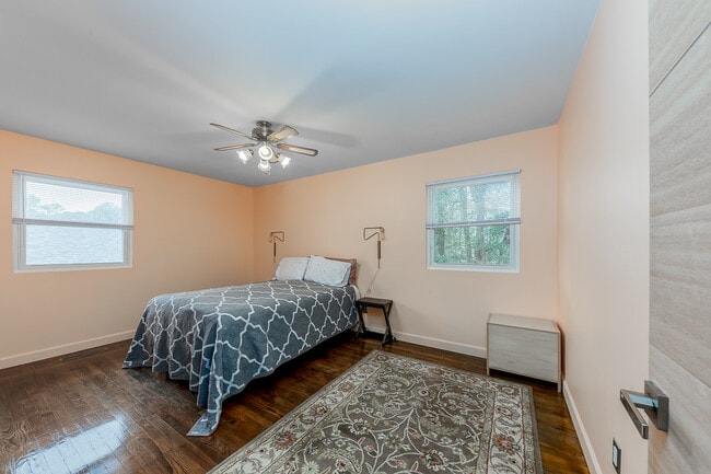 Building Photo - 2300 Woodland Ave