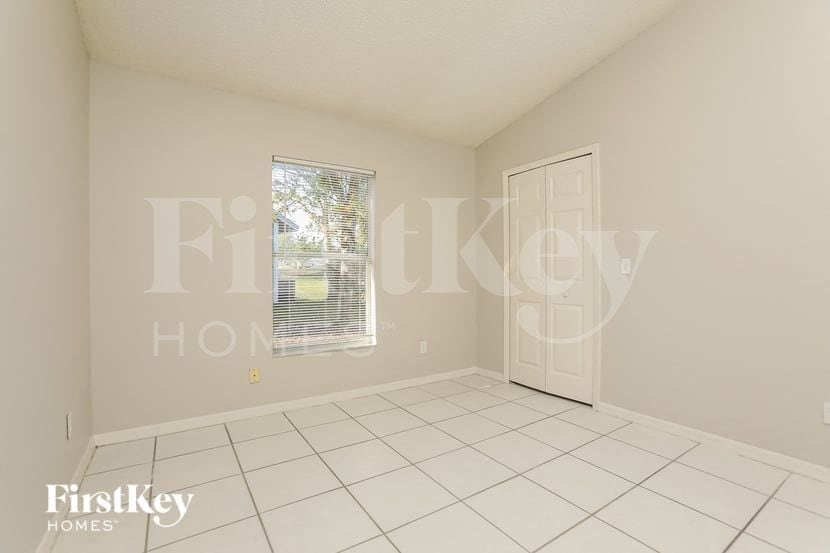 Building Photo - 7594 Groveoak Dr