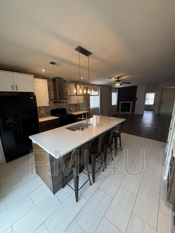 Building Photo - 10620 Rio Del Sole Ct NW