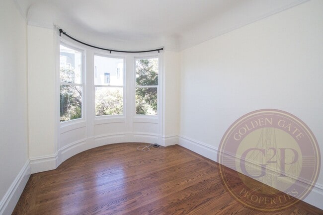 Building Photo - Russian Hill - 3 BR, 1 BA Condo 1,125 Sq. ...