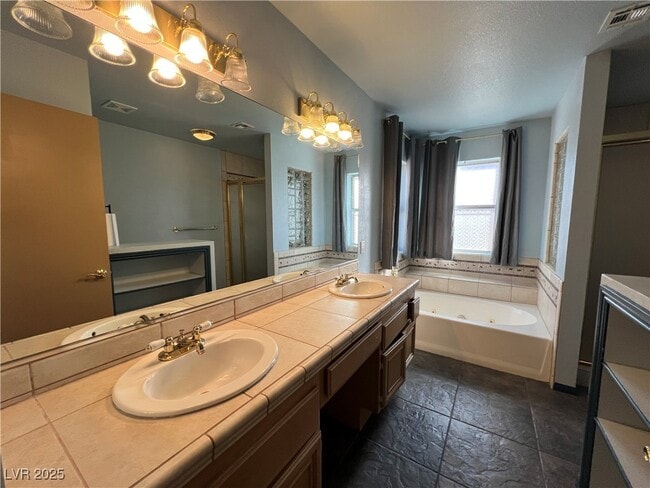 Building Photo - 4325 Silvercrest Ct