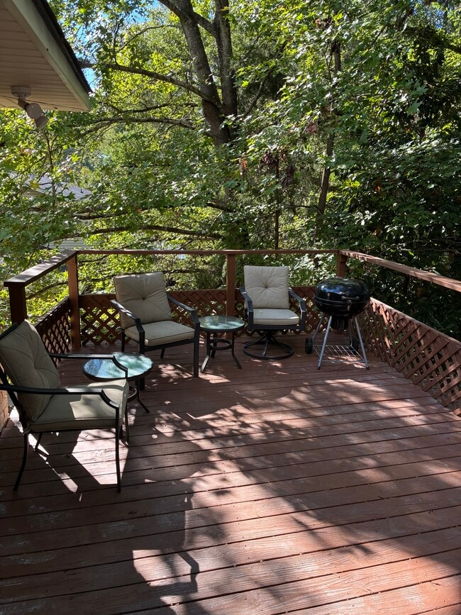 Building Photo - 410 Etowah Ave