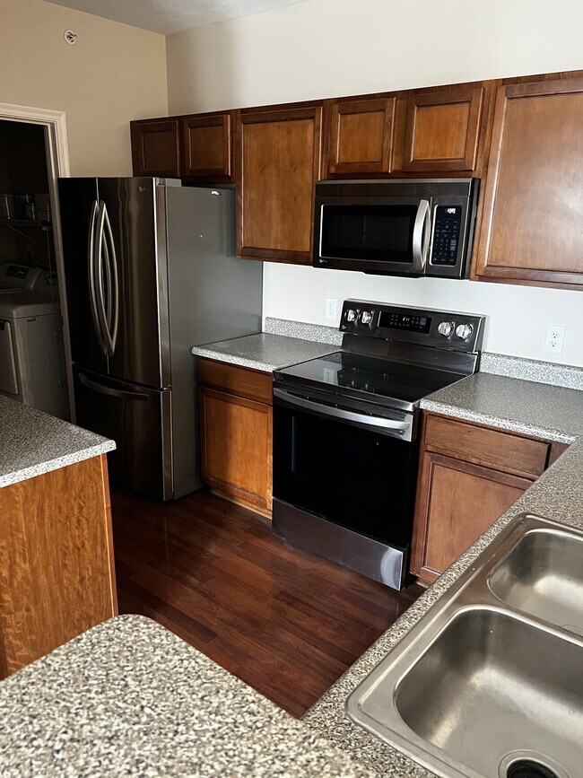 Building Photo - 17247 Gunther Blvd