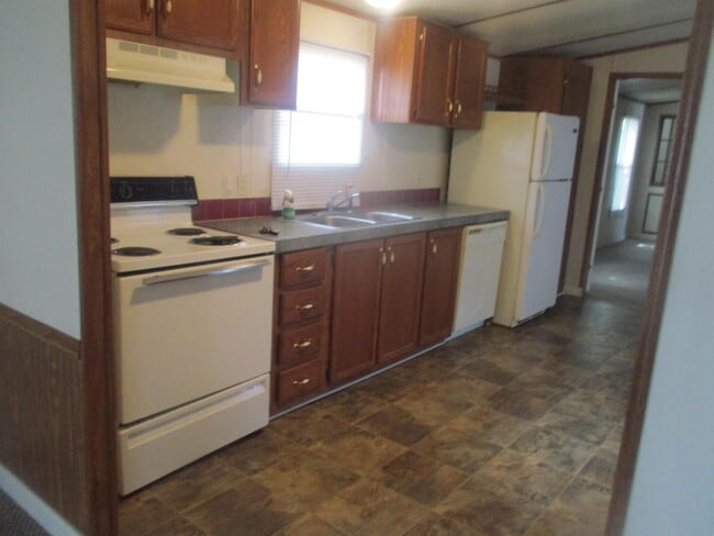 Building Photo - 40 Yoakum Cir