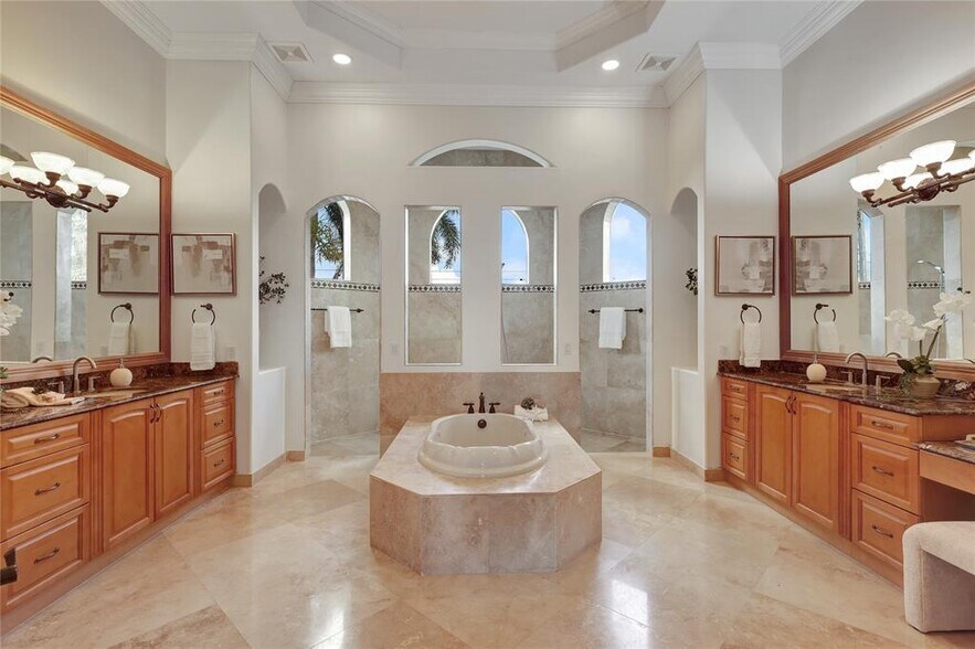 Building Photo - 5941 SW 185th Way