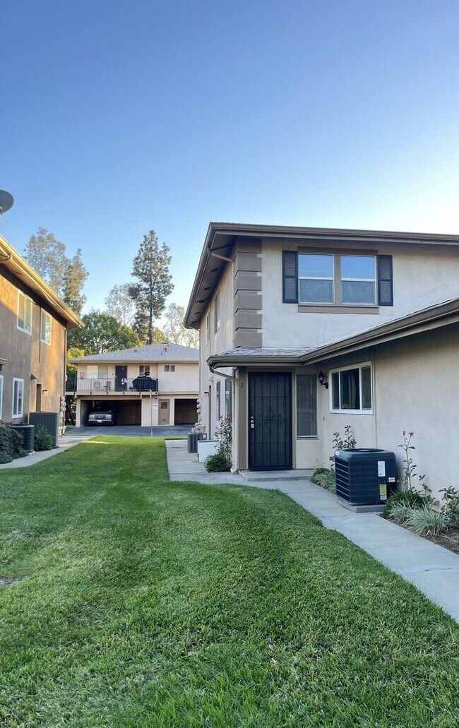 Beautiful Two Story Condo in Azusa 990 Calle Del Sol Azusa CA 91702