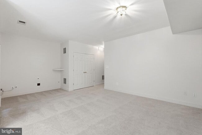 Building Photo - 8727 Chorley Way
