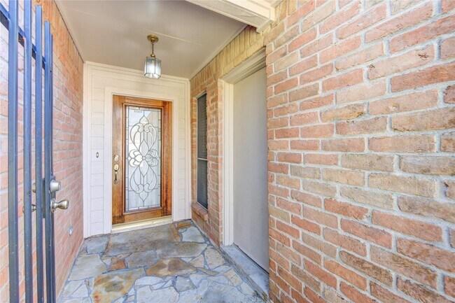 Building Photo - 1927 Ash Meadow Dr