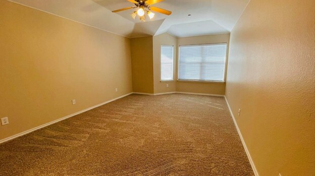 Building Photo - 3516 Valley Forge Dr