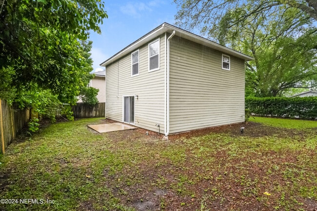 Building Photo - 8125 Cahoon Dr W