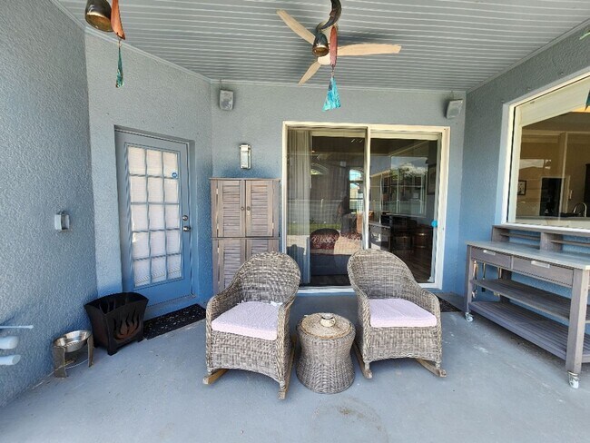 Building Photo - Beautiful 4 Bedroom 4 Bath Home In Ruskin